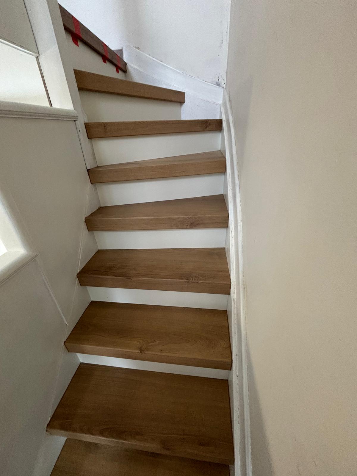 Rénovation escalier à FRANES LEZ GOSSELIES – STEFFY – Photo 3