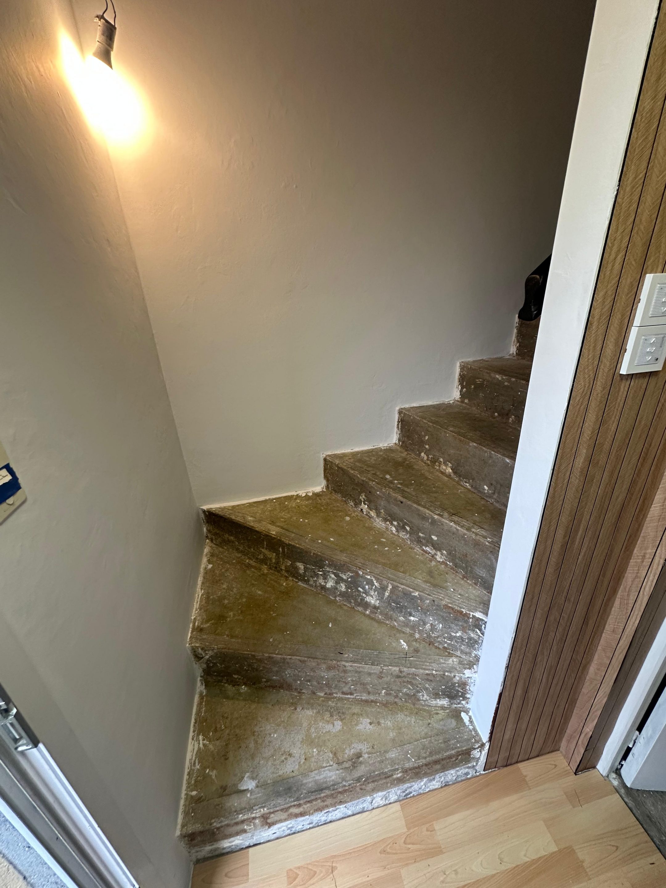 Rénovation escalier à LE VAL D AJOL – AXEL – Photo 2