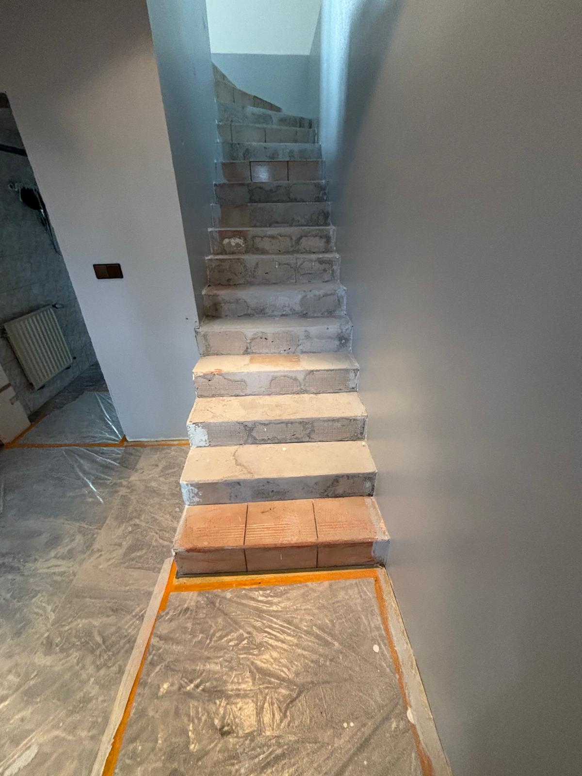 Rénovation escalier à ESCH SUR ALZETTE – CARMEN – Photo 8