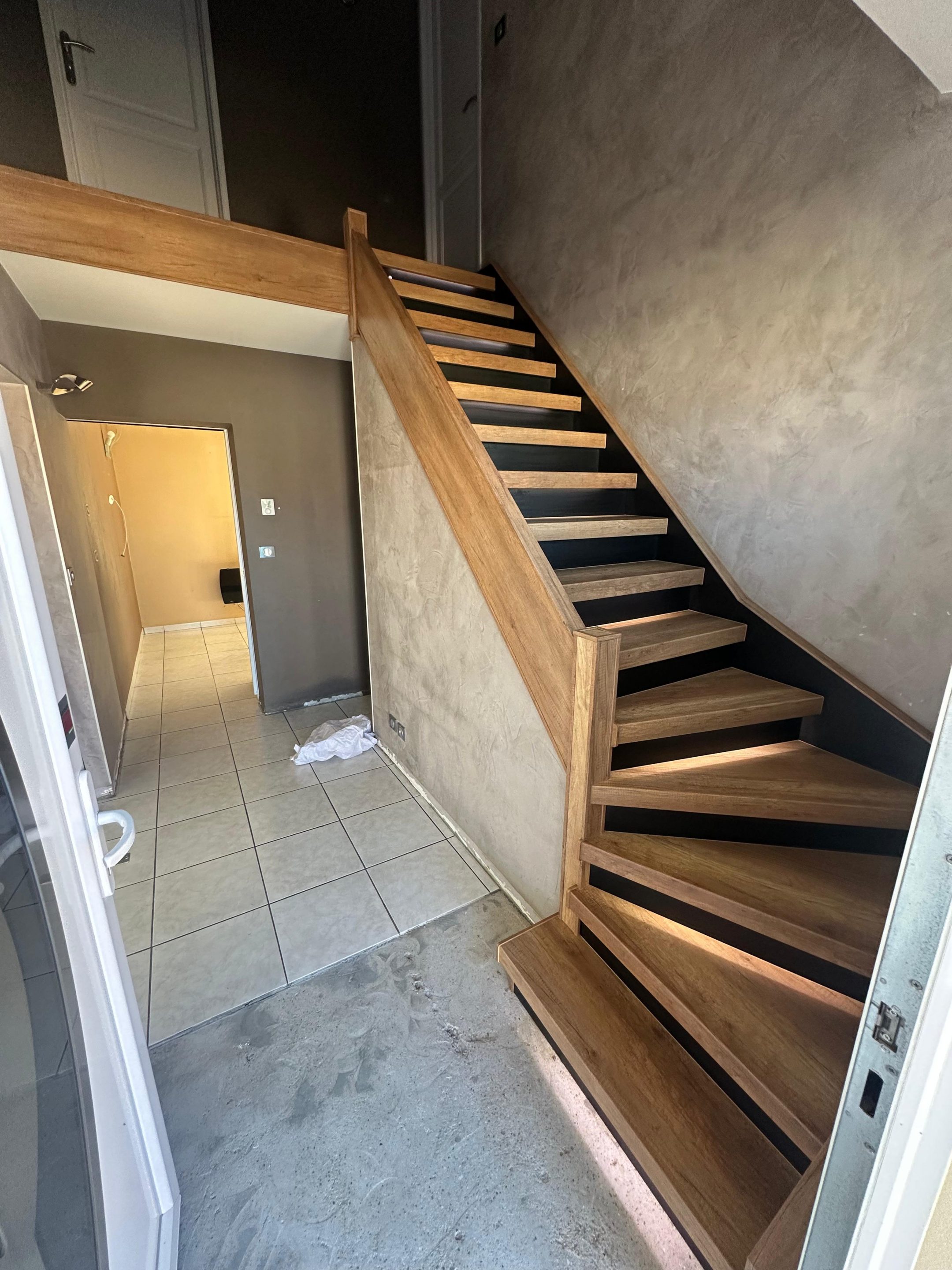 Rénovation escalier à SAINT JULIEN LES METZ – FREDERIC – Après travaux – Photo 3