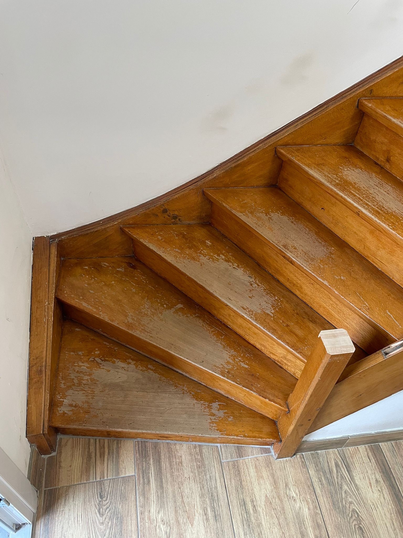 Rénovation escalier à COUDEKERQUE – BRANCHE - OLIVIER – Avant travaux – Photo 3