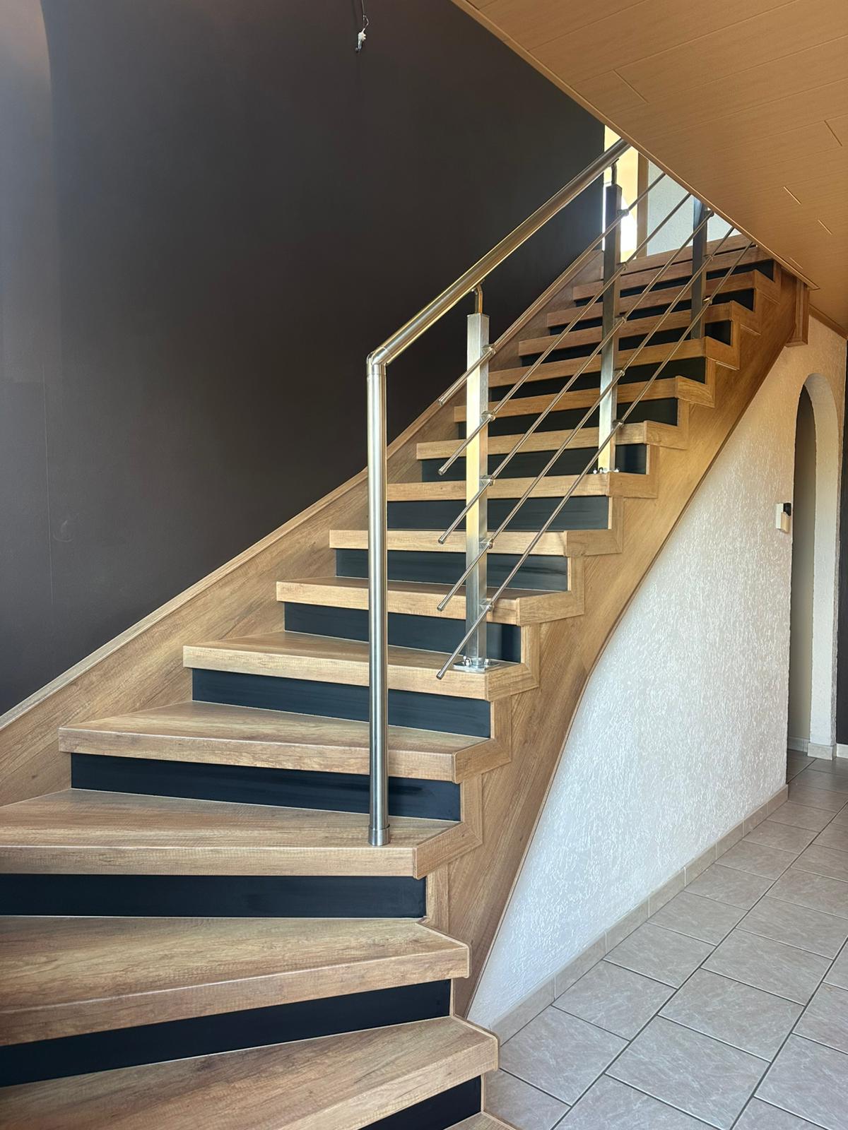 Rénovation escalier à BASTOGNE – ALAIN – Après travaux – Photo 3