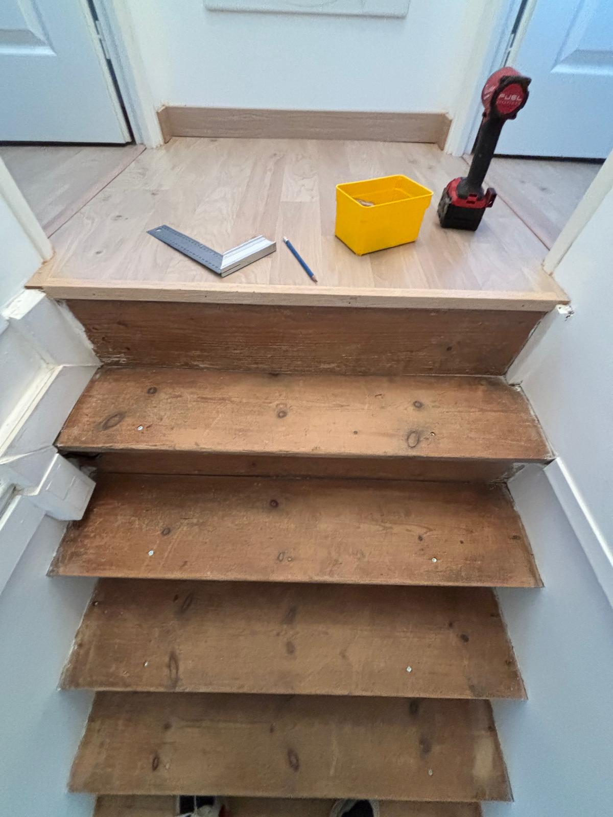 Rénovation escalier à VENDEUIL – MARIE-JOSE – Avant travaux – Photo 2