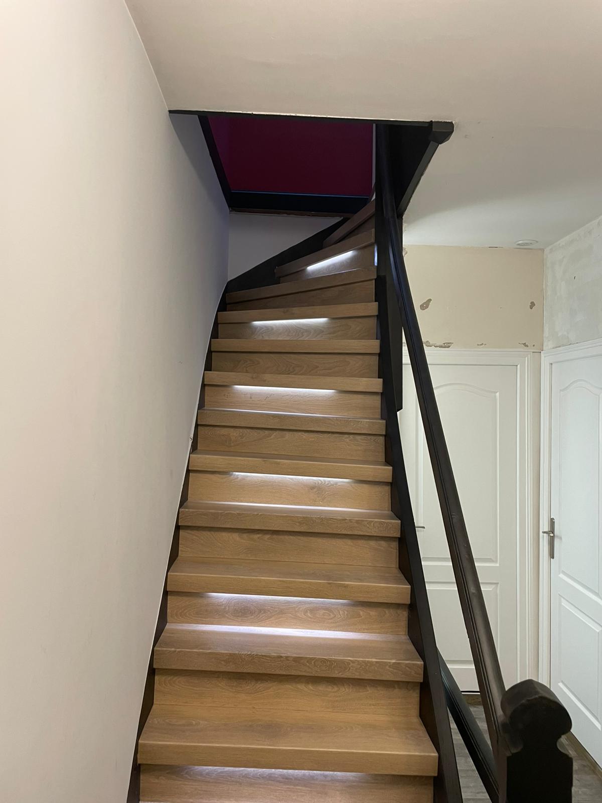 Rénovation escalier à CHARLEVILLE MEZIERES – OLIVIER – Après travaux – Photo 3