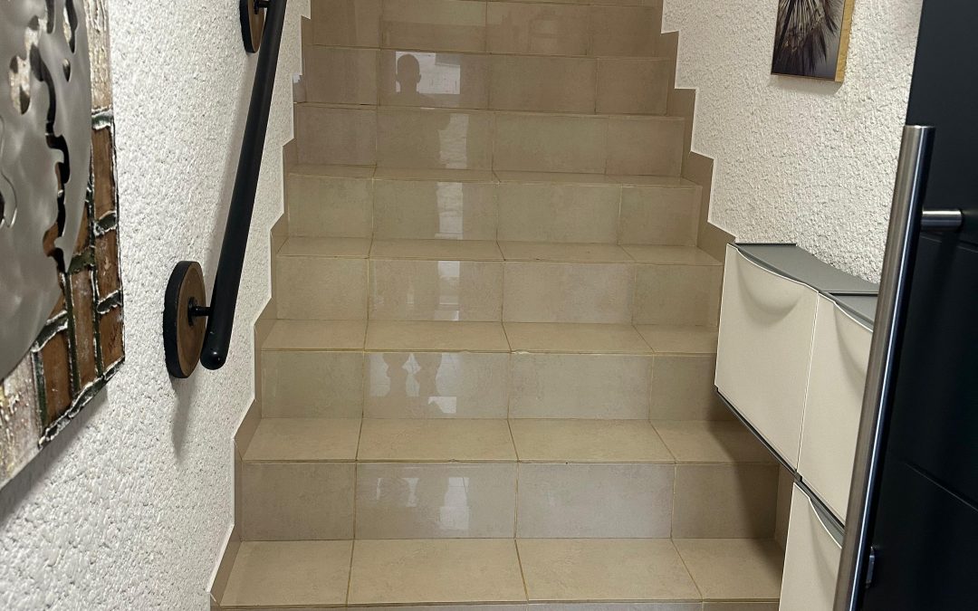 Rénovation d’escalier en carrelage : moderniser sans gros chantier