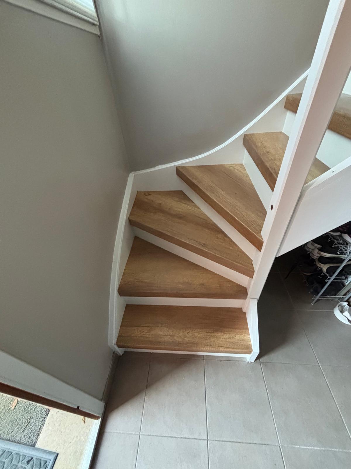 Rénovation escalier à MARQUILLIES – AMELIE – Après travaux – Photo 4