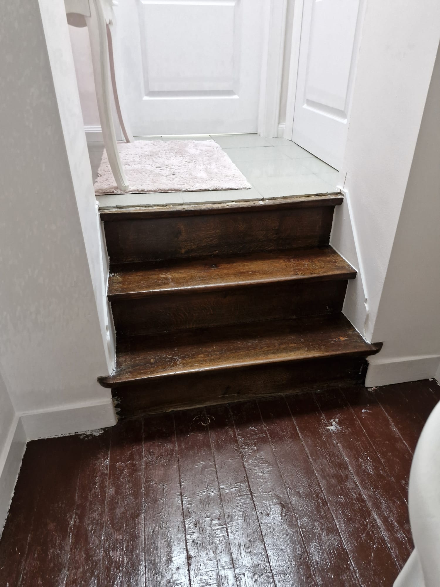 Rénovation escalier à LIEGE – BESNIK – Avant travaux – Photo 2