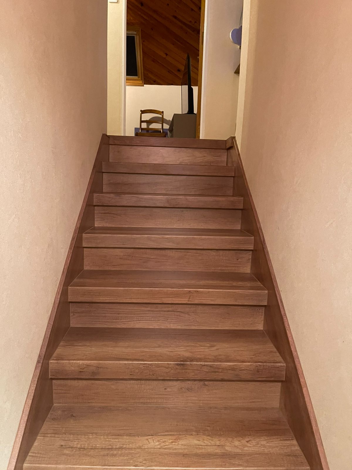 Rénovation escalier à BEZANGE LA GRANDE – CHANTAL – Après travaux – Photo 2