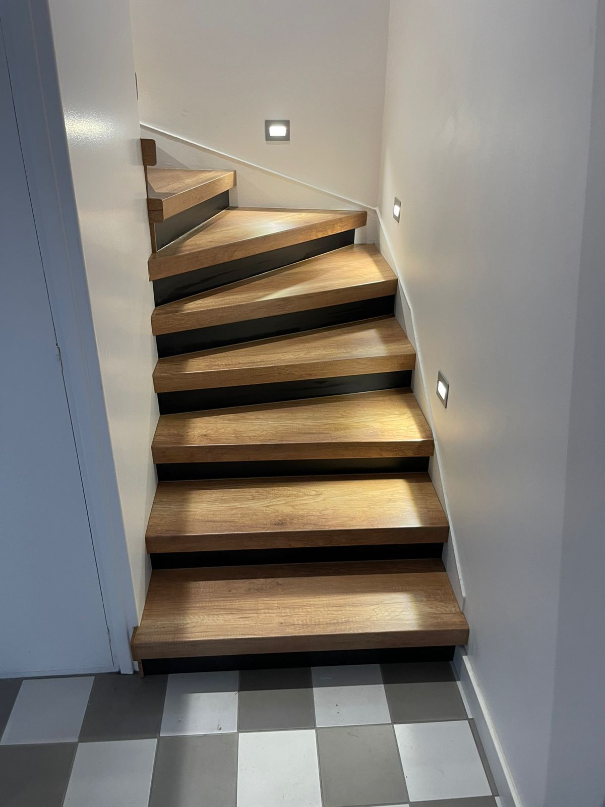 Rénovation escalier à DLEVILLE DEVANT NANCY – CYRIL – Après travaux – Photo 2