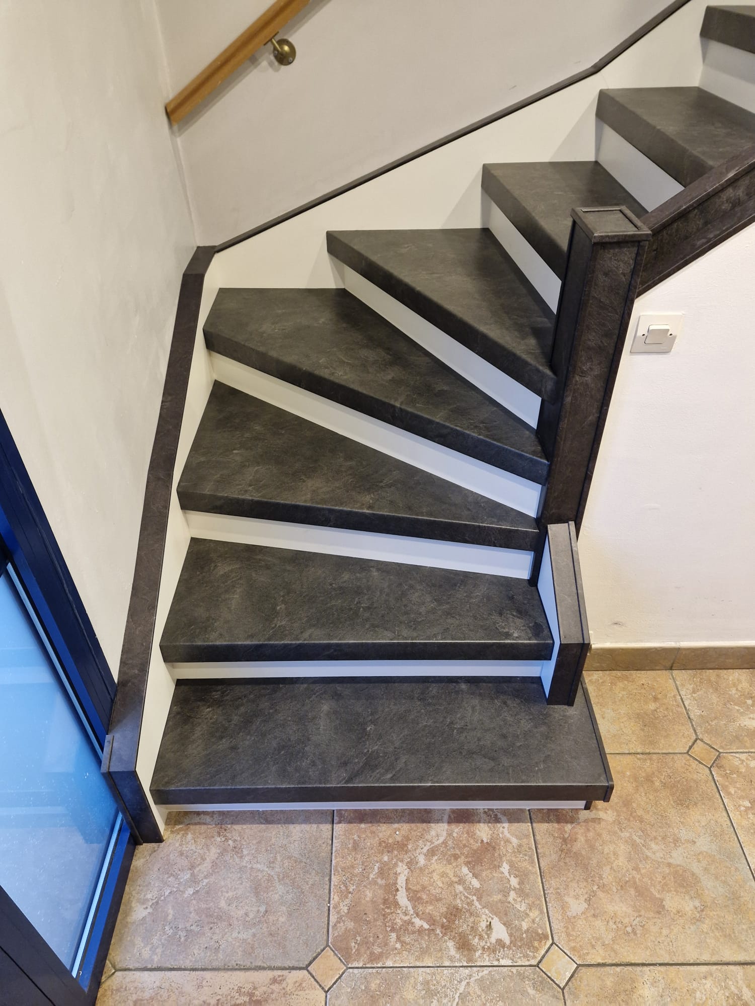 Rénovation escalier à LINSELLES – CHRISTEL – Après travaux – Photo 2