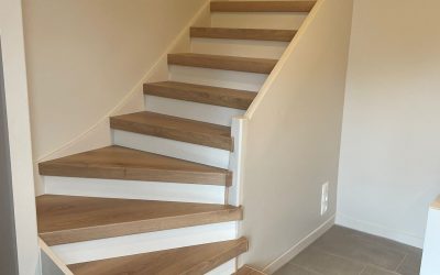 L’habillage de l’escalier de Sébastien à Linselles