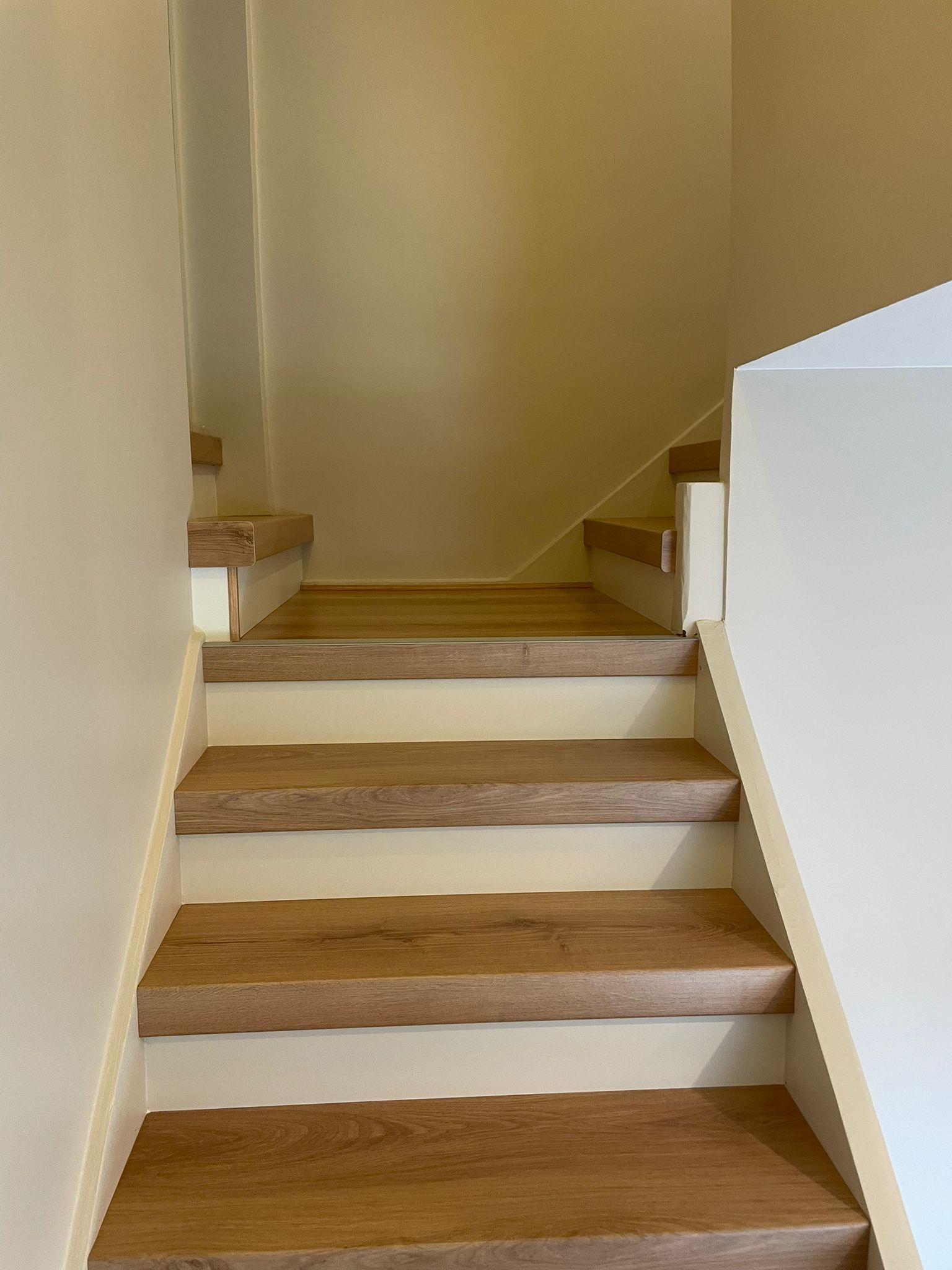 Rénovation escalier à LINSELLES – SEBASTIEN – Après travaux – Photo 5