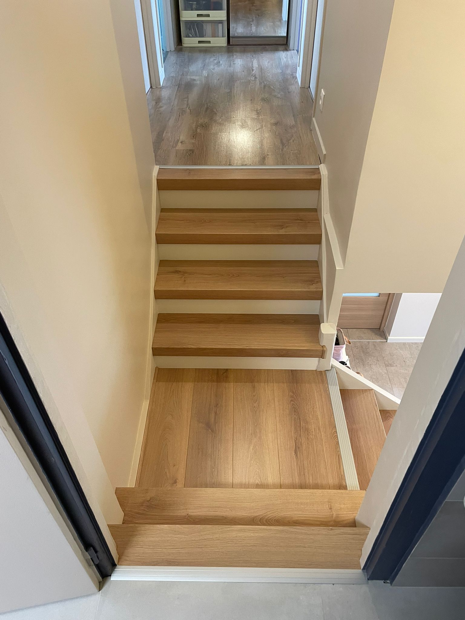 Rénovation escalier à LINSELLES – SEBASTIEN – Après travaux – Photo 6