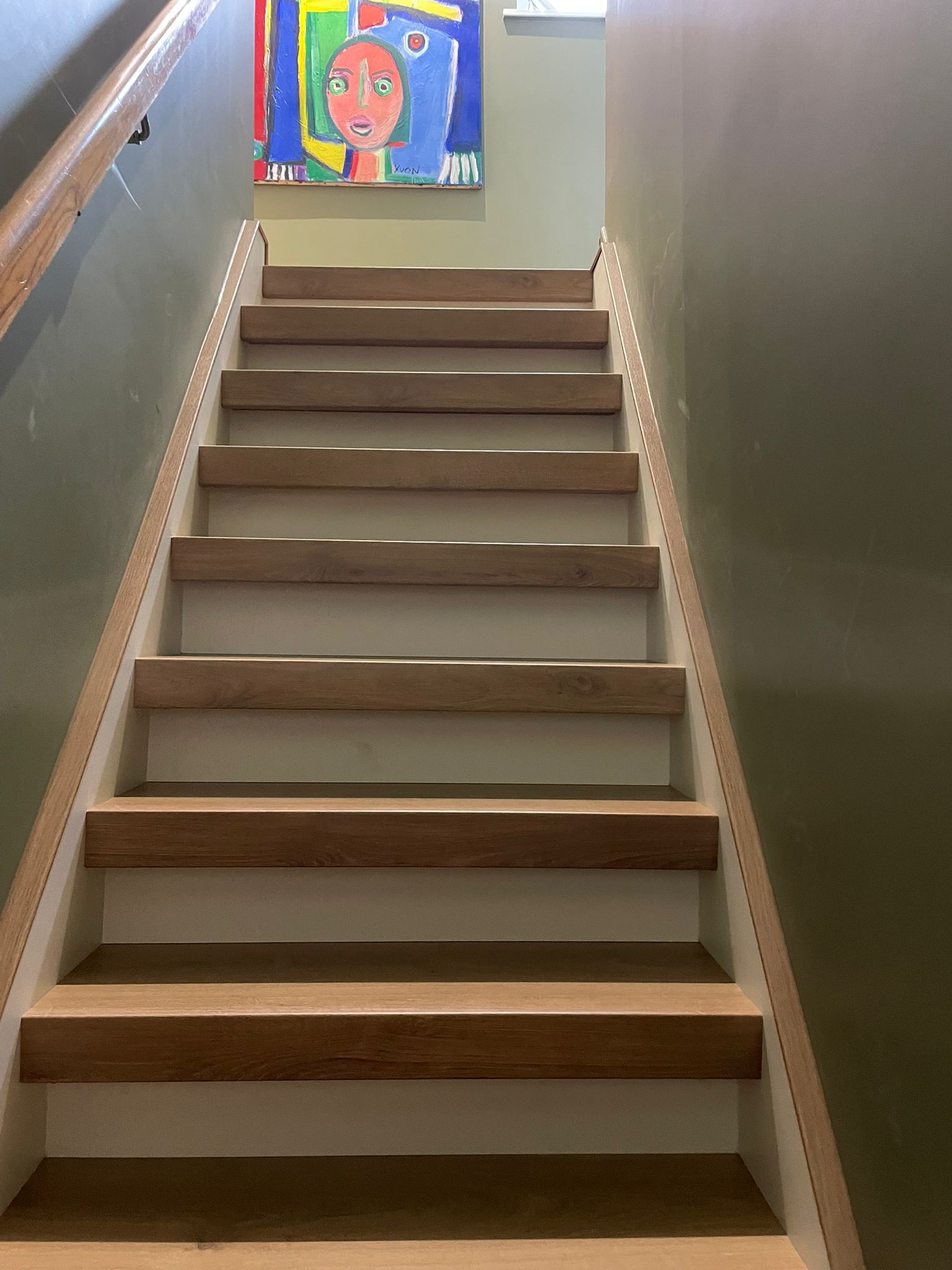 Rénovation escalier à LA CHAPELLE D ARMENTIERE – FREDERIQUE – Après travaux – Photo 2