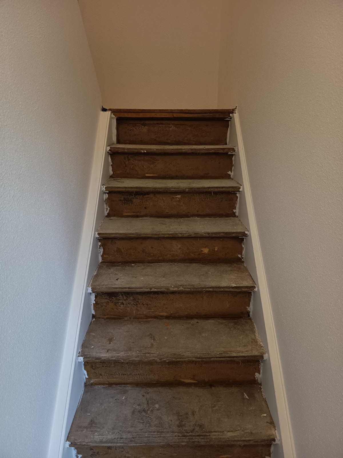 Rénovation escalier à UNGERSHEIM – MARCO – Avant travaux – Photo 2