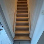 Corinne transforme son escalier à Attilly