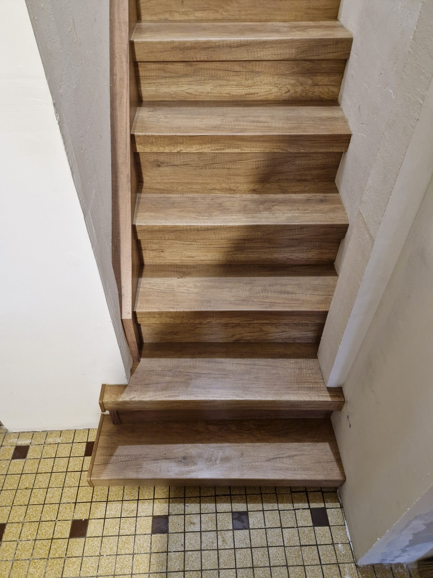 Rénovation escalier à AUTRECOURT ET POURRON – MARIA – Après travaux – Photo 3