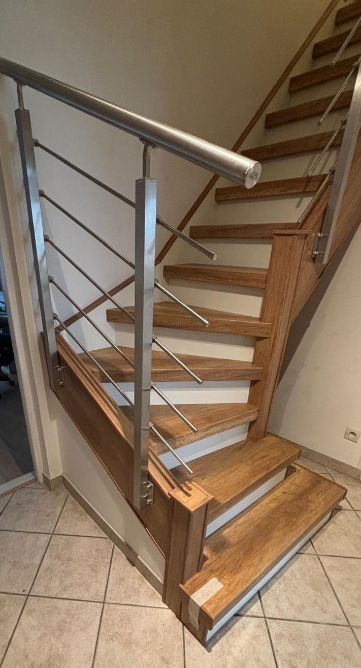 Rénovation escalier à REIMS – CHRISTELLE – Après travaux – Photo 3