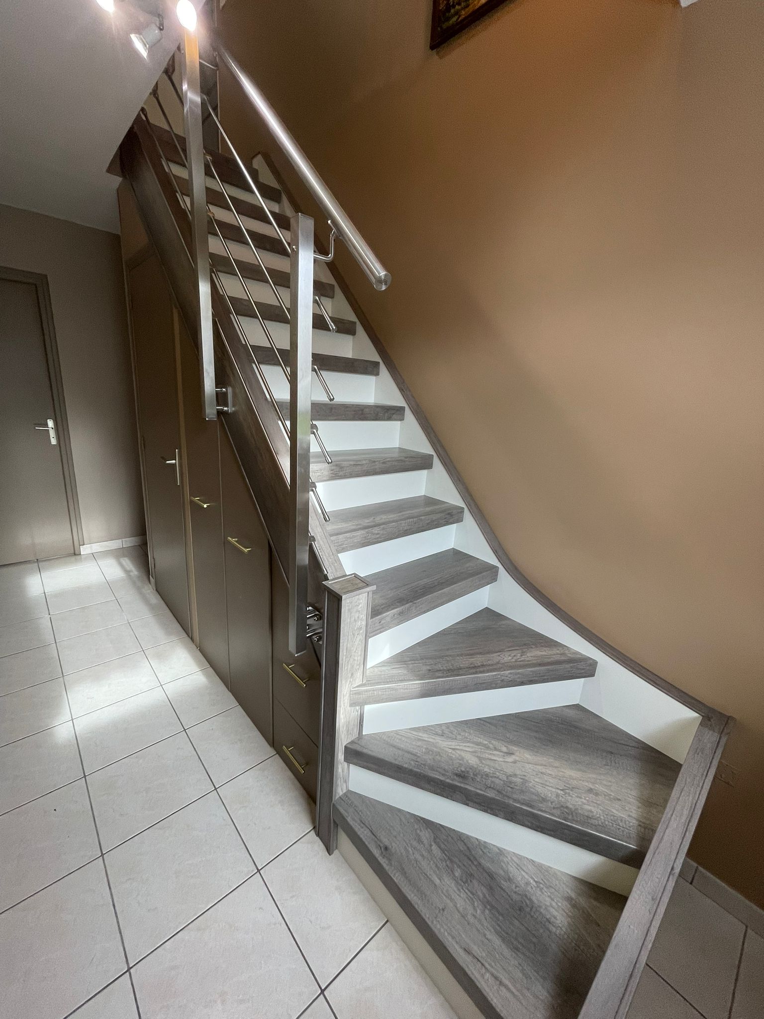 Rénovation escalier à DROUVIN – DANIEL – Après travaux – Photo 4