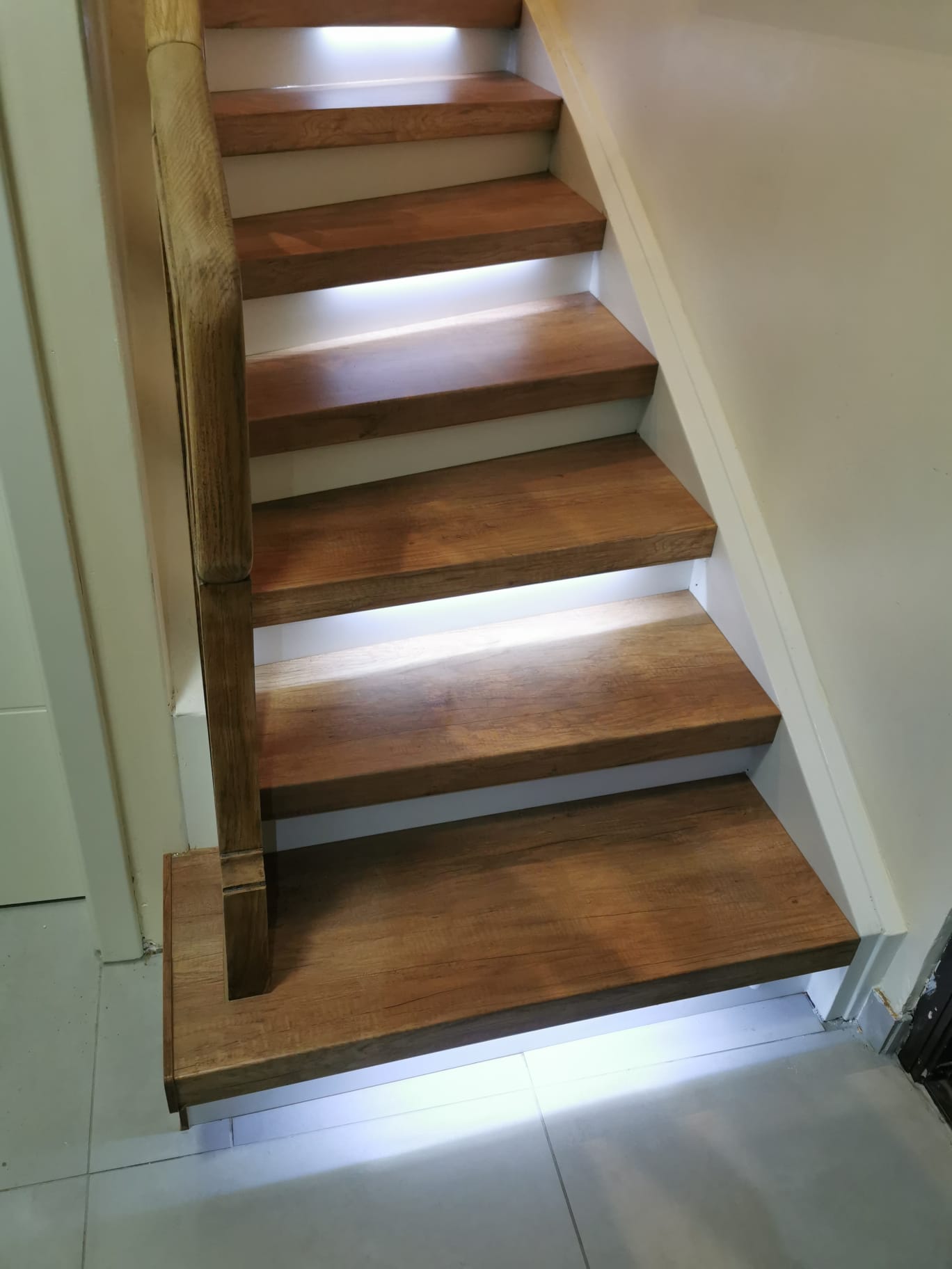 Rénovation escalier à SAUSHEIM – SERGE – Après travaux – Photo 4