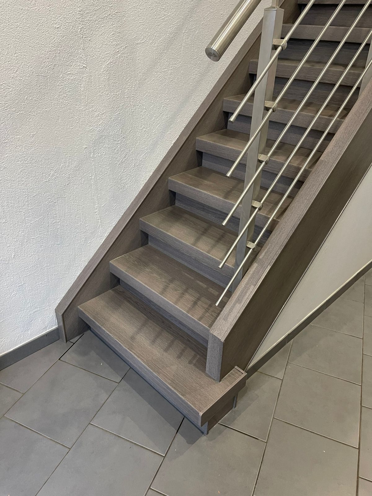 Rénovation escalier à SAINTE MARIE SUR SEMOIS – PATRICK – Après travaux – Photo 3