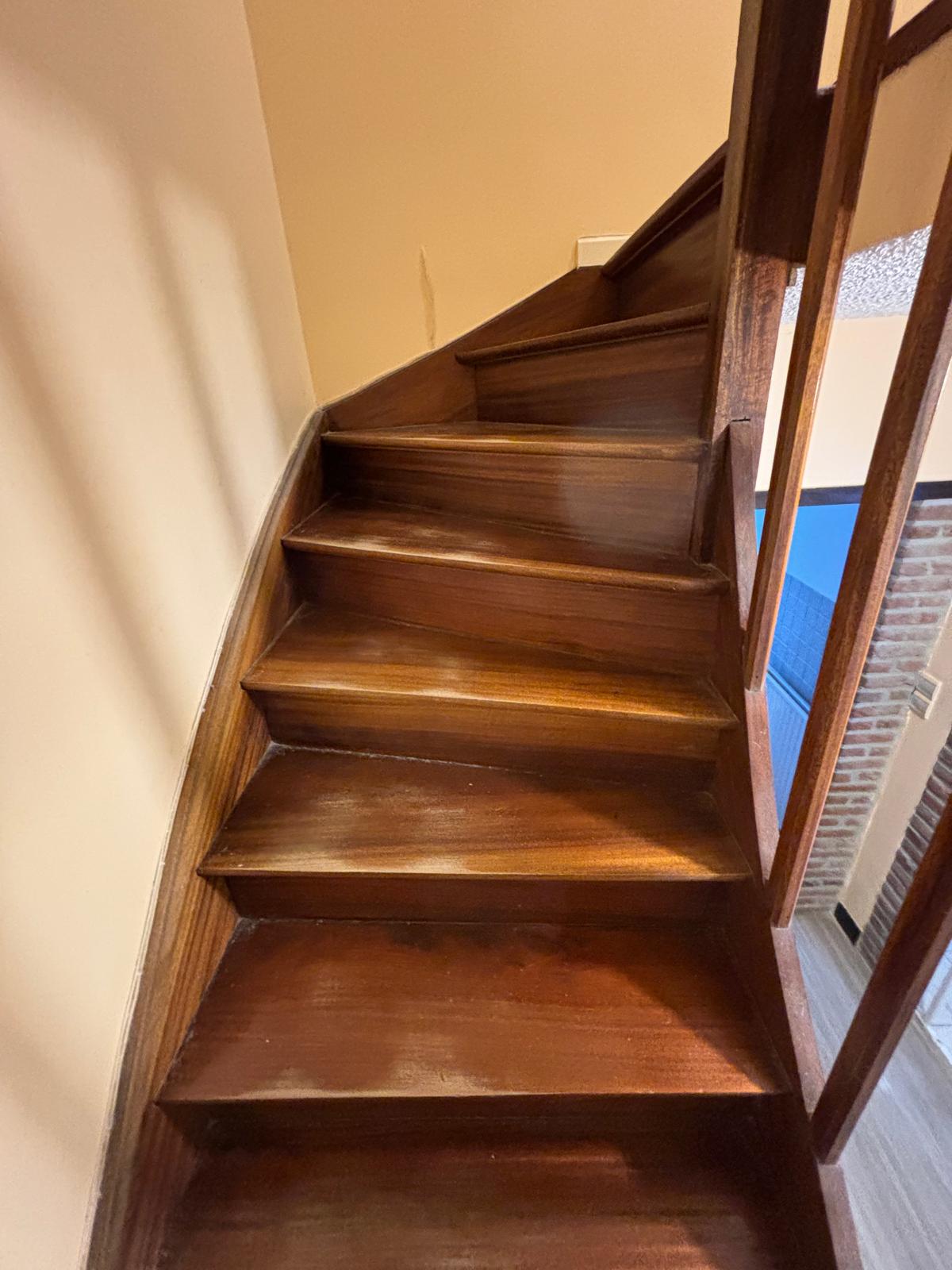 Rénovation escalier à EMMERIN – CHRISTINE – Avant travaux – Photo 2