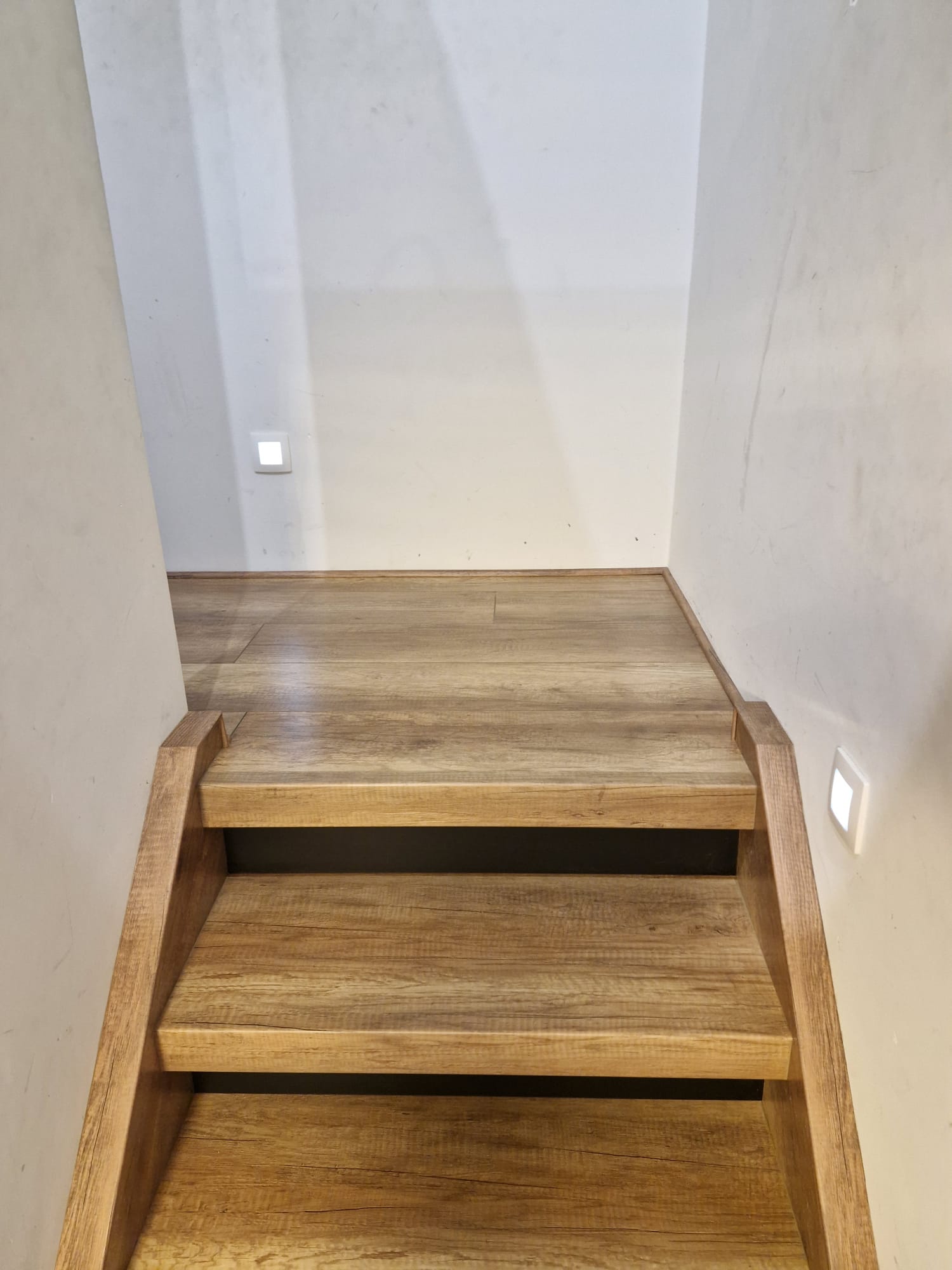 Rénovation escalier à MONS – NICOLAS – Après travaux – Photo 5