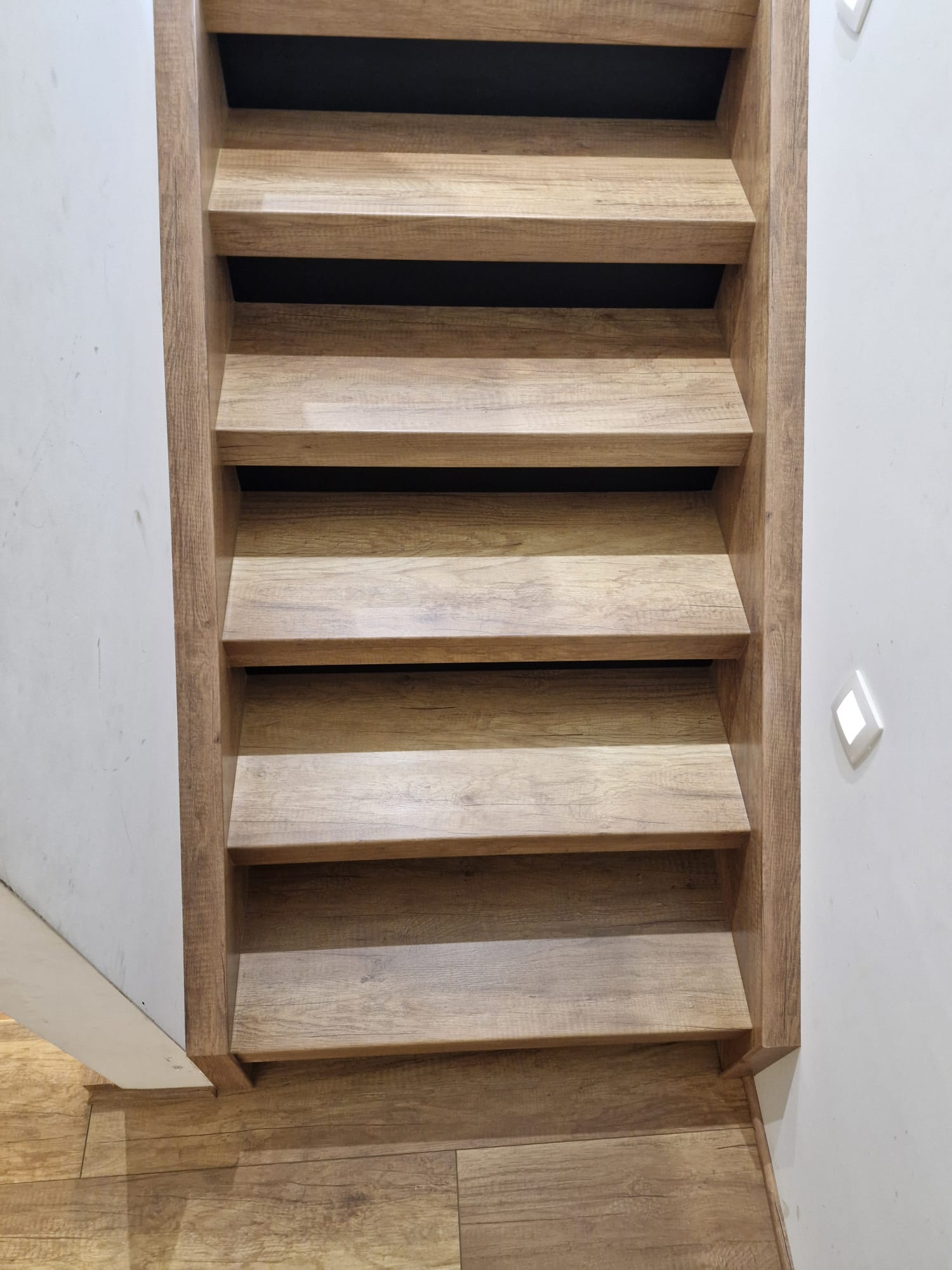 Rénovation escalier à MONS – NICOLAS – Après travaux – Photo 6