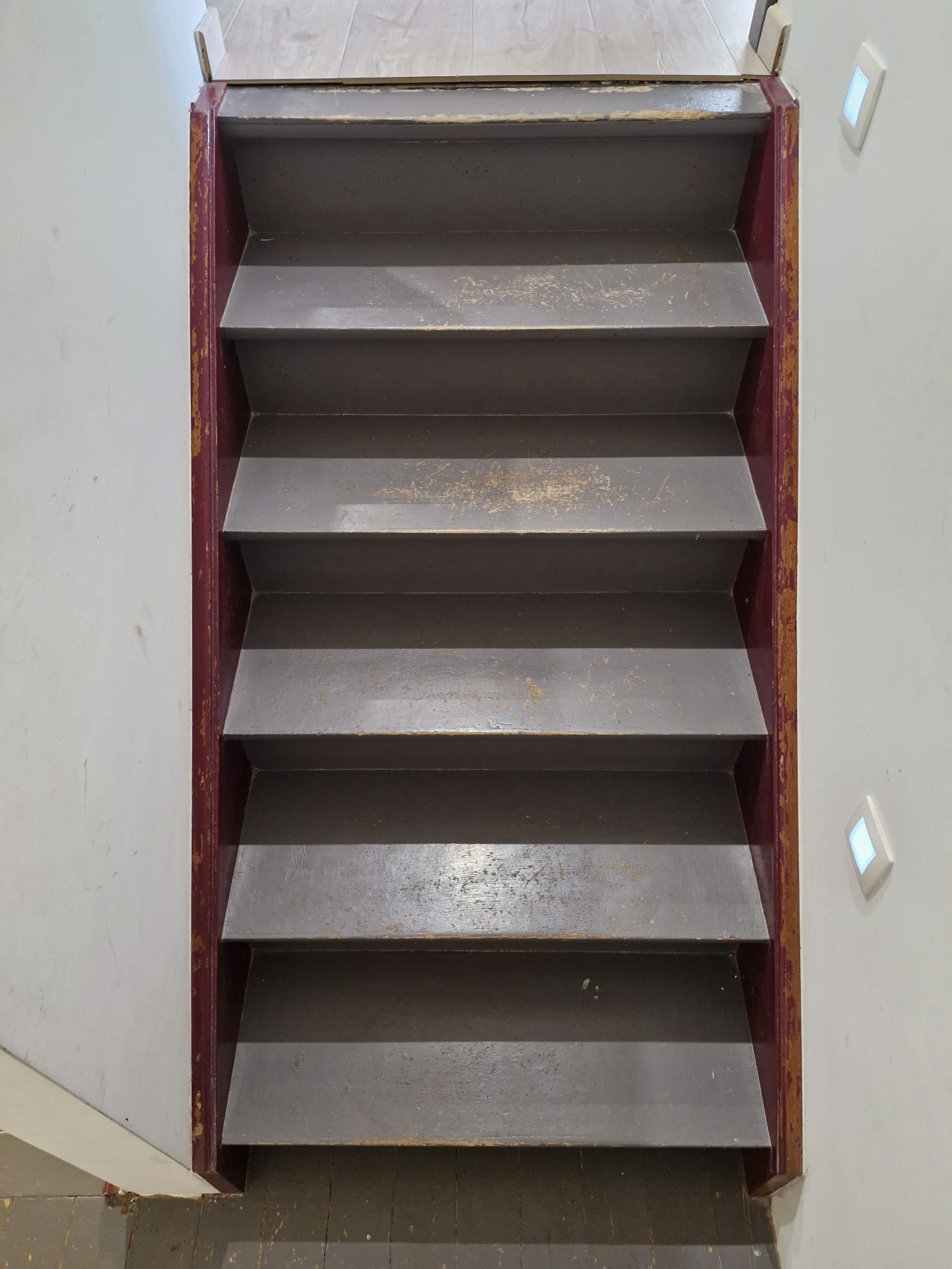 Rénovation escalier à MONS – NICOLAS – Avant travaux – Photo 2