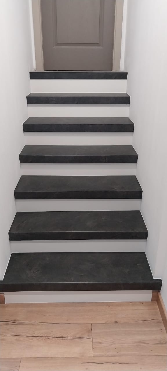 Rénovation escalier à ECROUVES – TATIANA – Après travaux – Photo 2
