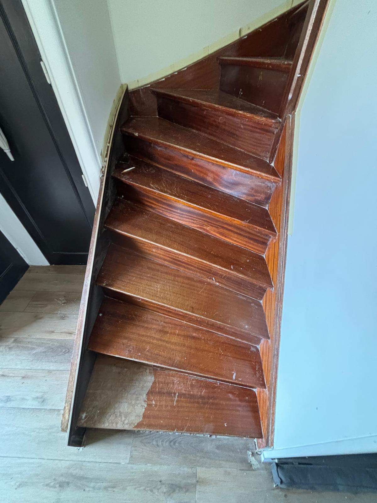 Rénovation escalier à LAMBERSART – PIERRE – Avant travaux – Photo 2