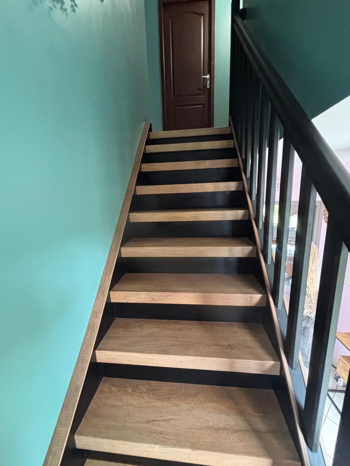 Rénovation escalier à COURRIERES – SOPHIE – Après travaux – Photo 3